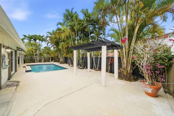 Calusa Club Estates, 12715 SW 96th Ter, The Crossings, Florida 33186, image 3
