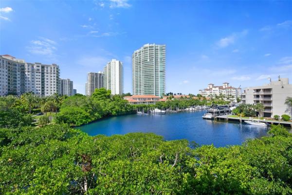 The Yacht Club At Aventura, 19999 E Country Club Dr #1406, Aventura, Florida 33180, image 3