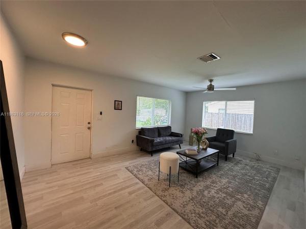 South Middle River, 1200 NW 3rd Ave #A, Fort Lauderdale, Florida 33311, image 1