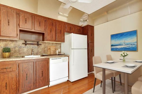 Bonavida, 20100 W Country Club Dr #403, Aventura, Florida 33180, image 1