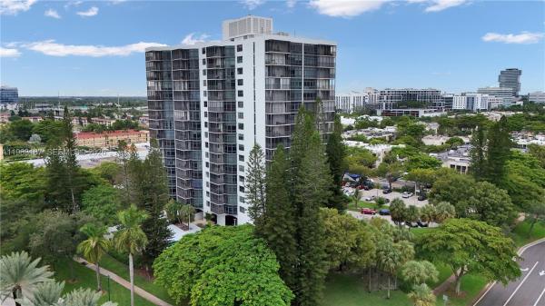 Bonavida, 20100 W Country Club Dr #403, Aventura, Florida 33180, image 1