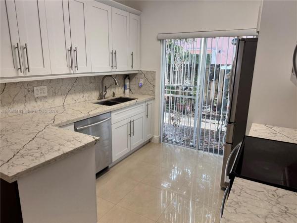 Doral Court, 8025 Lake Dr #102, Doral, Florida 33166, image 1