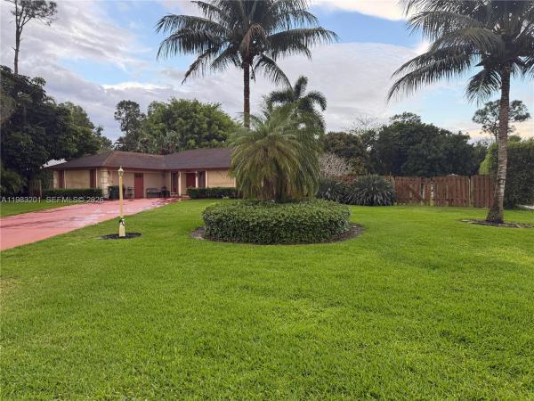 Pine Country, 5940 Piney Ct, Greenacres, Florida 33463, image 2