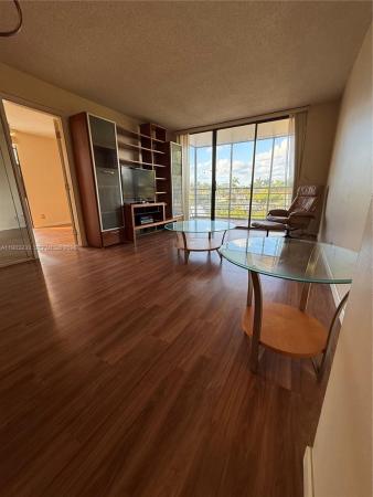 Biscaya, 20400 W Country Club Dr #412, Aventura, Florida 33180, image 3