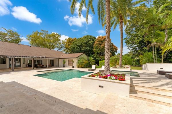 Country Grove Estates, 8967 SW 117th St, Kendall, Florida 33176, image 2