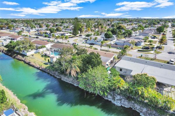 Gueval, 19050 SW 125th Ave, South Miami Heights, Florida 33177, image 3