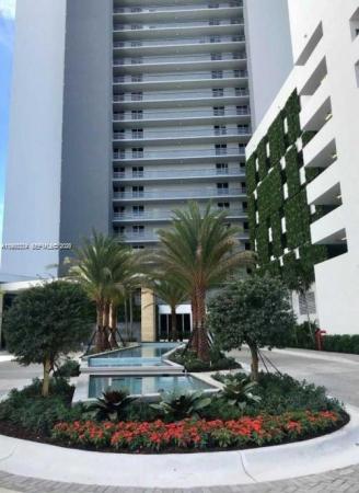 The Harbour North Tower, 16385 Biscayne Blvd #2702, North Miami Beach, Florida 33160, image 1