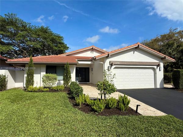 The Hollows Of Deer Creek, 670 Deer Creek Hollows Cir, Deerfield Beach, Florida 33442, image 1
