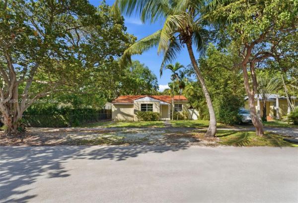 Silver Bluff Estates, 2235 Overbrook St, Miami, Florida 33133, image 2