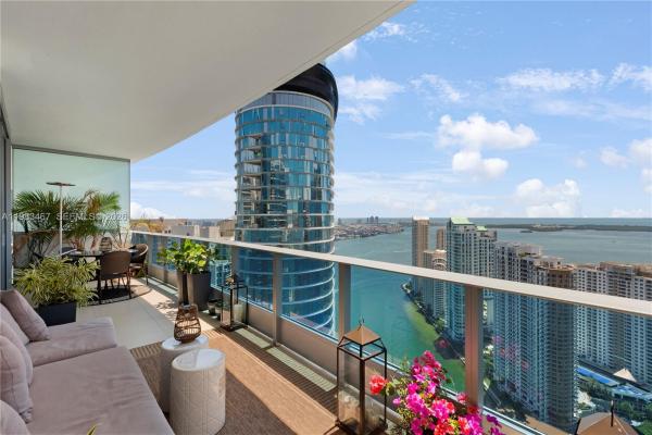 Epic Hotel & Residences, 200 Biscayne Boulevard Way #4907, Miami, Florida 33131, image 1