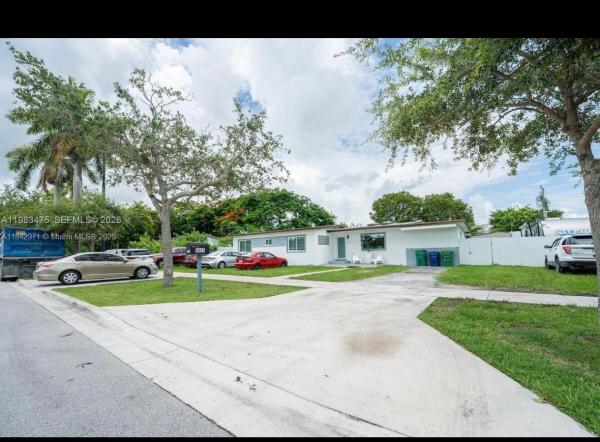 Holiday House, 9441 Caribbean Blvd, Cutler Bay, Florida 33189, image 1