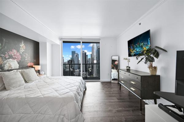 500 Brickell West, 55 SE 6th St #3404, Miami, Florida 33131, image 1