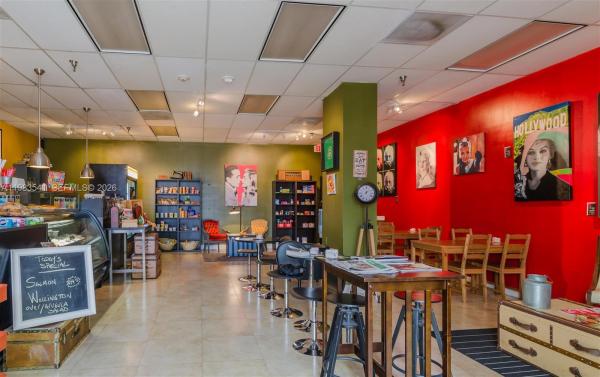 Hamptons West, 20281 E Country Club Dr #TW5, Aventura, Florida 33180, image 1