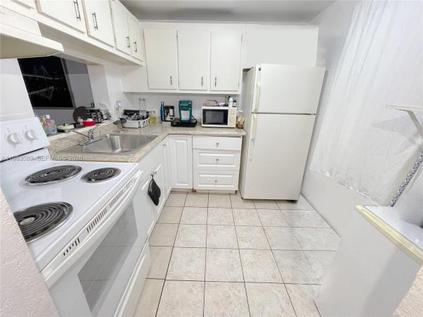 Brookfield Square, 2800 NW 56th Ave #E-103, Lauderhill, Florida 33313, image 2