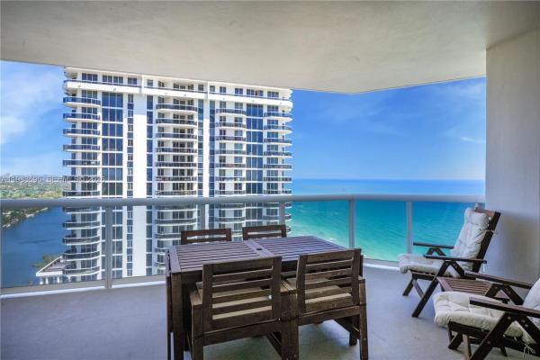Green Diamond, 4775 Collins Ave #3508, Miami Beach, Florida 33140, image 1
