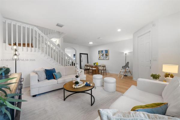 Bonterra, 9380 W 33rd Ln, Hialeah, Florida 33018, image 1