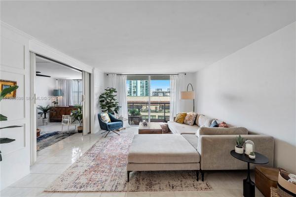 Maison Grande, 6039 Collins Ave #934, Miami Beach, Florida 33140, image 1