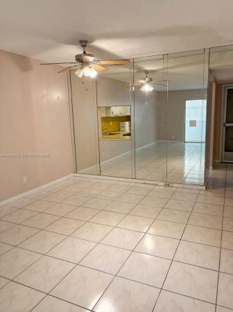 Gulfstream Garden, 410 SE 2nd St #102, Hallandale Beach, Florida 33009, image 1