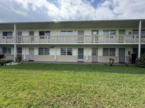Romont South Green, 70 NE 202nd Ter #T12, Miami Gardens, Florida 33179, image 1