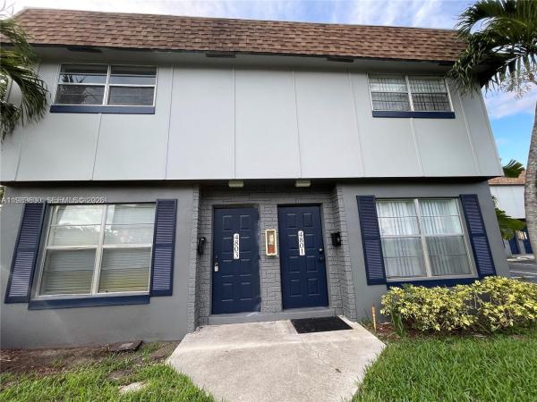 Townhouses Of Plantation, 4803 NW 9th Dr #4803, Plantation, Florida 33317, image 1