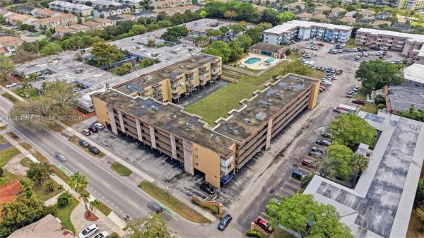 Tallwood North, 4320 Washington St #410, Hollywood, Florida 33021, image 1