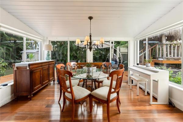 Tropical Isle Homes, 310 Greenwood Dr, Key Biscayne, Florida 33149, image 1