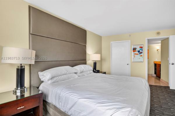 Gallery One, 2670 E Sunrise Blvd #830, Fort Lauderdale, Florida 33304, image 3