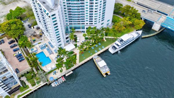 Gallery One, 2670 E Sunrise Blvd #830, Fort Lauderdale, Florida 33304, image 1