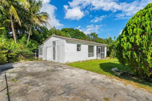 Driftwood Acres, 6831 Greene St, Hollywood, Florida 33024, image 1