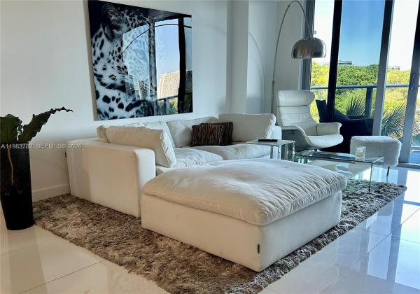 The Harbour North Tower, 16385 Biscayne Blvd #303, North Miami Beach, Florida 33160, image 2