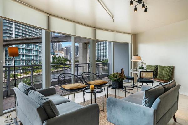 Neo Vertika, 690 SW 1st Ct #501, Miami, Florida 33130, image 2