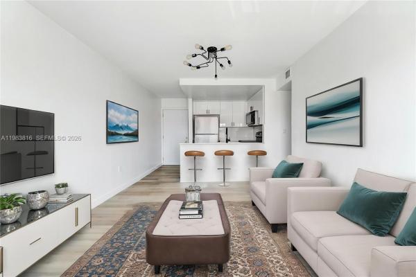 East Little Havana, 620 SW 10th St #104, Miami, Florida 33130, image 1