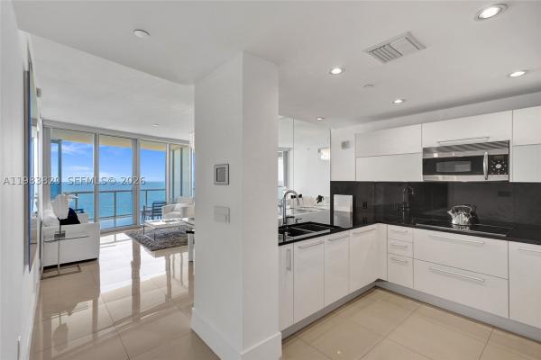 Jade Ocean, 17121 Collins Ave #2003, Sunny Isles Beach, Florida 33160, image 2