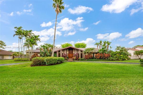 9600 SW 103rd St, Unincorporated Dade County, Florida 33176, image 1