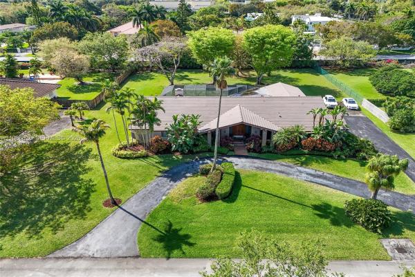 Galloway Glen, 9600 SW 103rd St, Kendall, Florida 33176, image 2