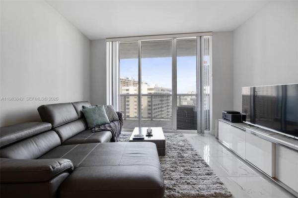 Beach Club 3, 1800 S Ocean Dr #909, Hallandale Beach, Florida 33009, image 2