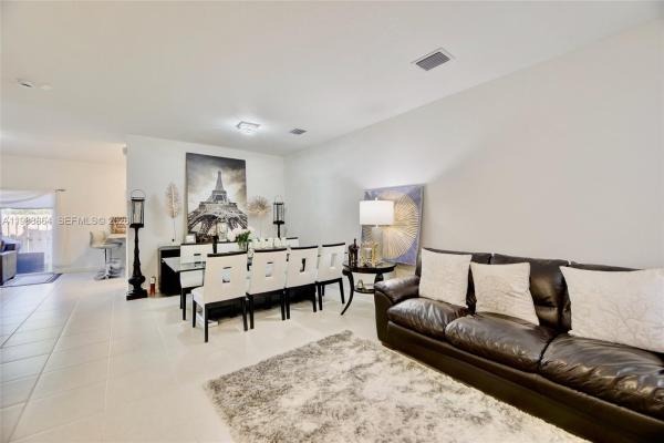 Sunset Trails, 11887 NW 46th St, Coral Springs, Florida 33076, image 2