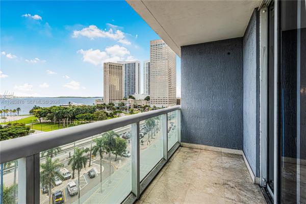 50 Biscayne, 50 Biscayne Blvd #907, Miami, Florida 33132, image 1