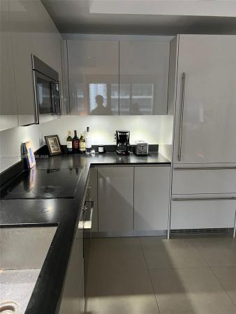 1010 Brickell, 1010 Brickell Ave #2010, Miami, Florida 33131, image 1
