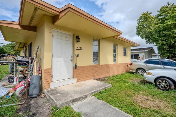 Sunland Park, 5721 SW 37th St, West Park, Florida 33023, image 1