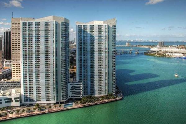 One Miami West, Miami, Florida 33131, image 2