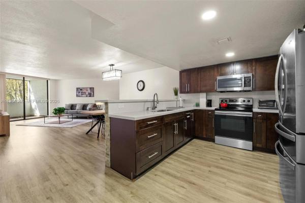 10852 N Kendall Dr #317, Unincorporated Dade County, Florida 33176, image 1