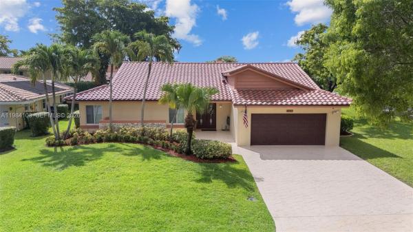 Maplewood, 9703 NW 20th St, Coral Springs, Florida 33071, image 2