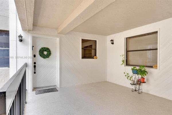 Summertree Village, 605 Ives Dairy Rd #305-7, Ives Estates, Florida 33179, image 3