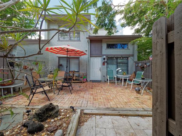 Sabal Chase, 11040 SW 112th Ave, Kendall, Florida 33176, image 1