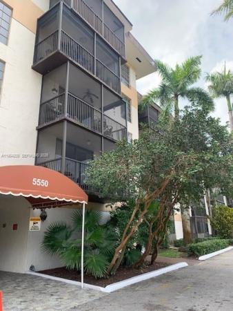 Inverwood Of Inverrary, 5550 NW 44th St #404B, Lauderhill, Florida 33319, image 2