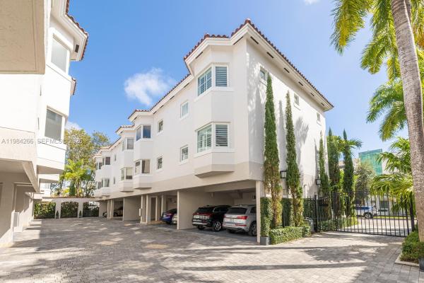 Villa Toscana, 261 Navarre Ave #B-1, Coral Gables, Florida 33134, image 3