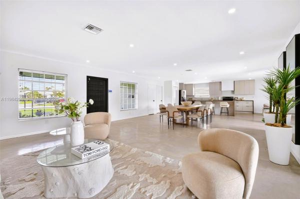 Hollywood Hills, 1119 N 46th Ter, Hollywood, Florida 33021, image 1