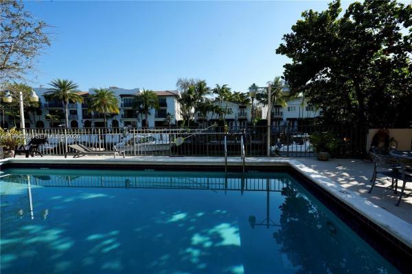 Futura Sansovino, 5201 Orduna Dr #12, Coral Gables, Florida 33146, image 2
