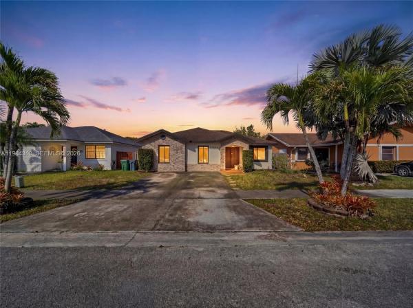 Forest View, 17990 SW 134th Ct, Richmond West, Florida 33177, image 3